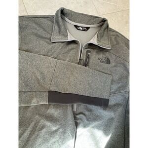 The North Face Half Zip Gray Mens Pullover Size Large